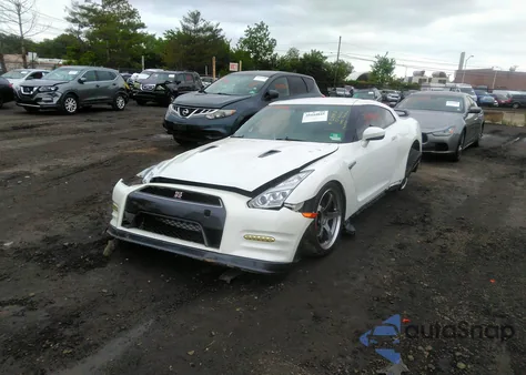 2015 Nissan Gt-R Premium z USA, uszkodzony, nr VIN JN1AR5EF7FM281075
